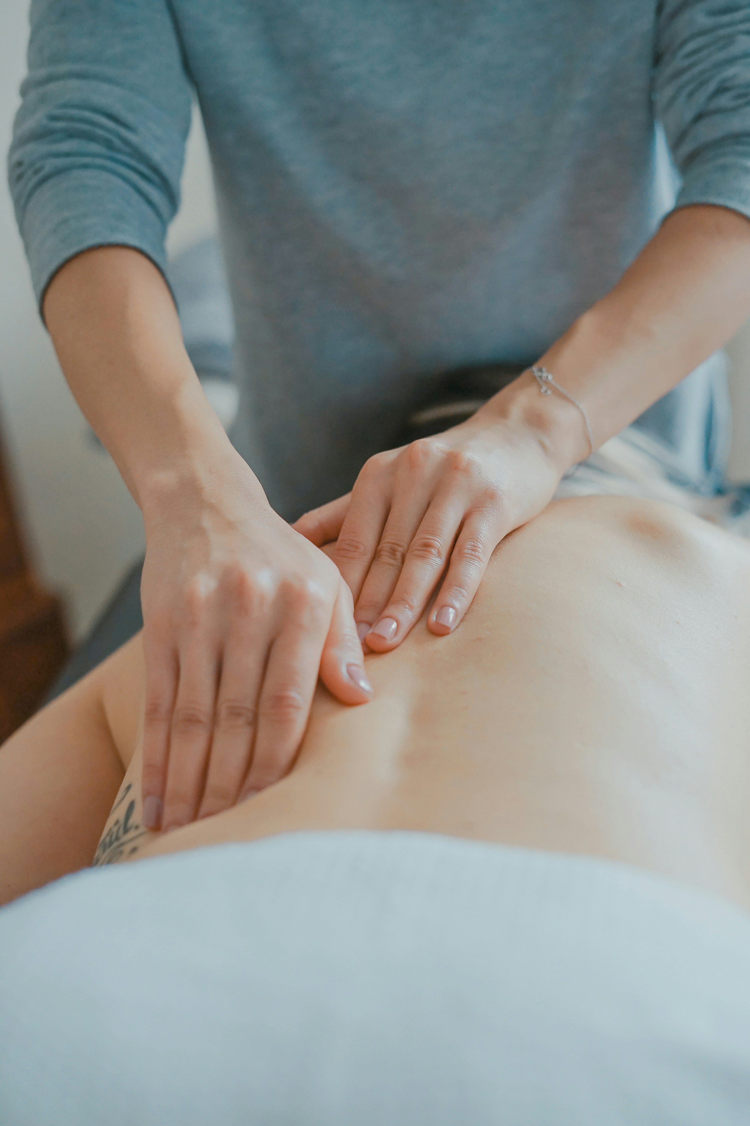 Back Massage for Pain Relief